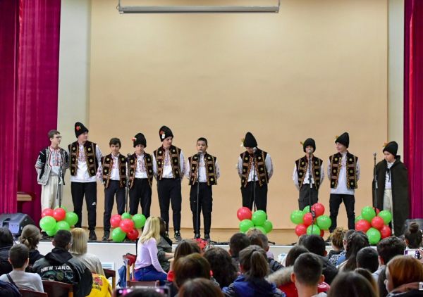 Коледен празничен концерт